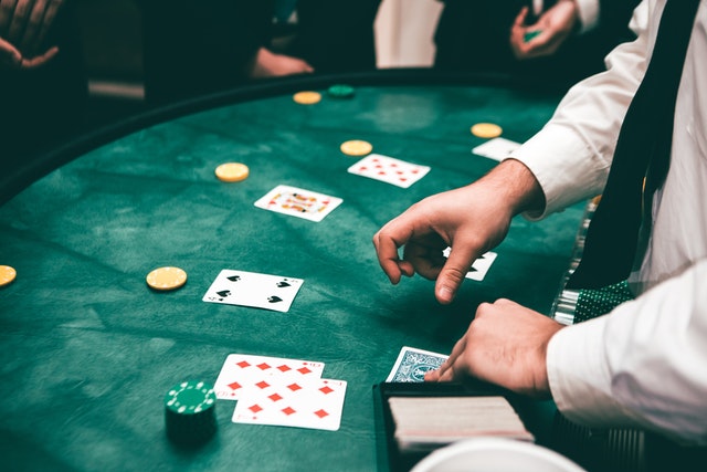 Blackjack Tie Rules and Outcomes